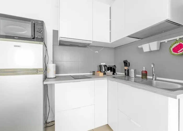 Modern And Cozy Apartment, 10 Minuti Dal Duomo